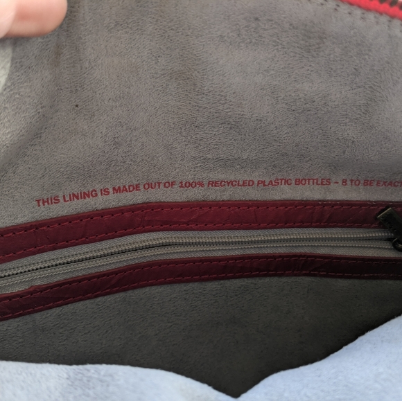 Matt & Nat red clutch - Picture 3 of 3